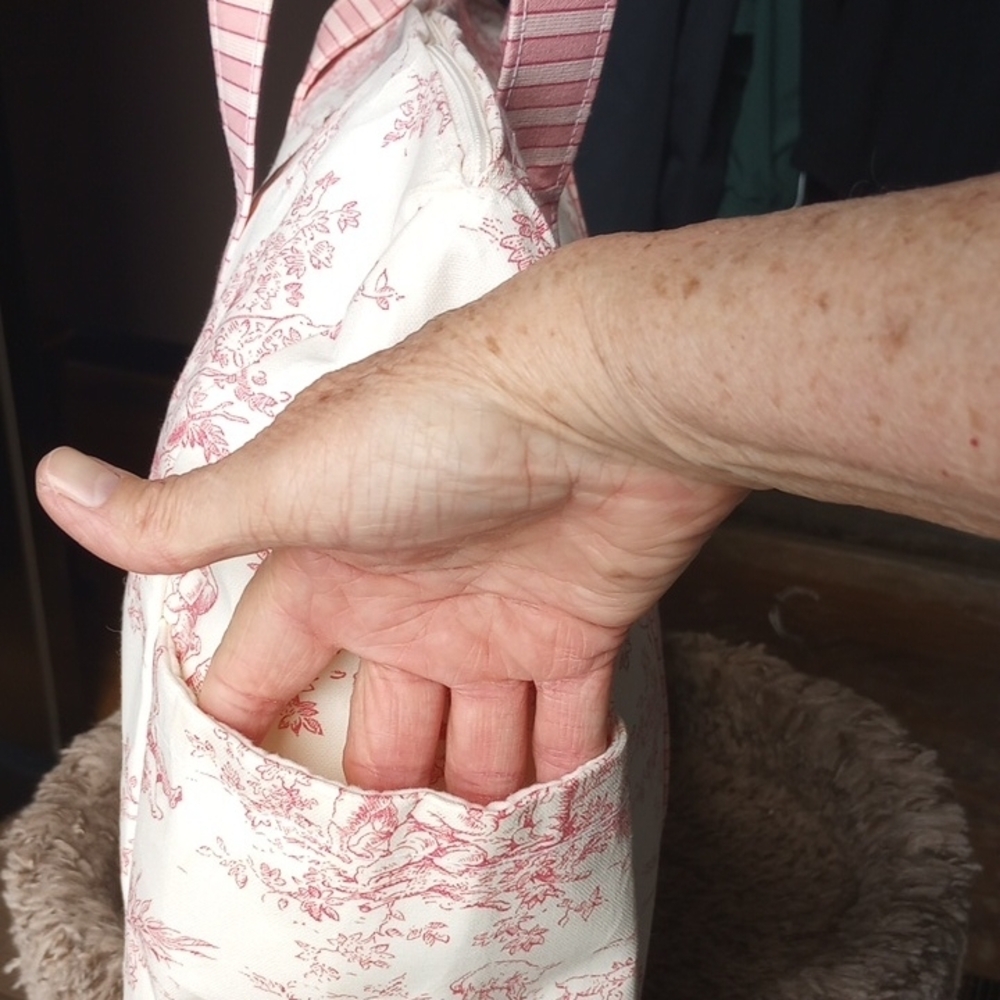 Vintage Style Toile Pink and White Large Zipper Bag - Picture 4 of 12